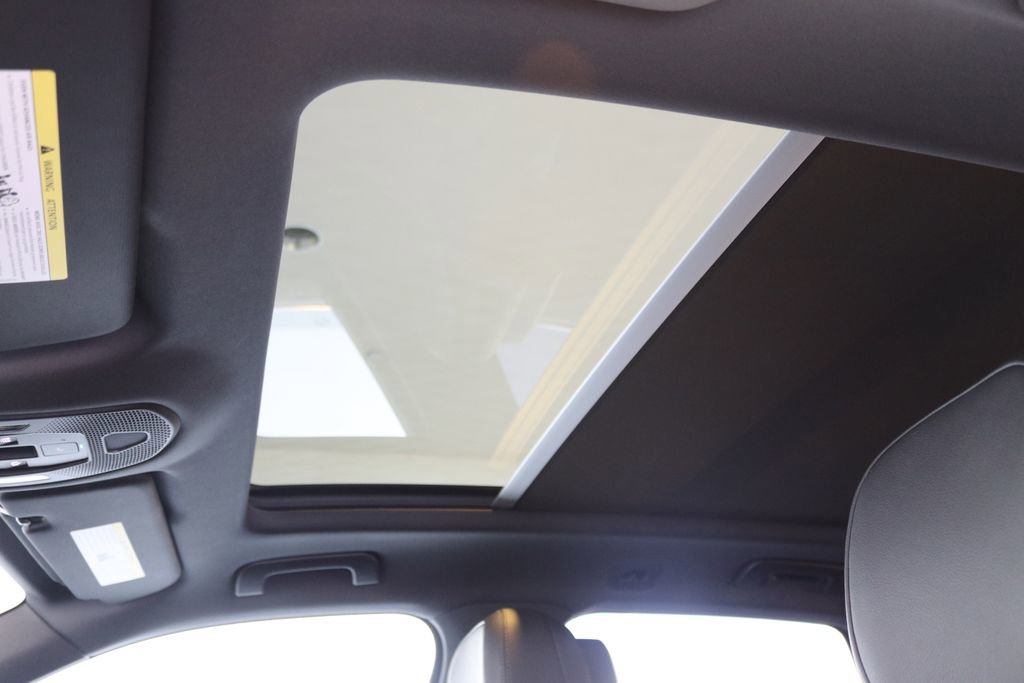 Used 2024 Porsche Cayenne image 18