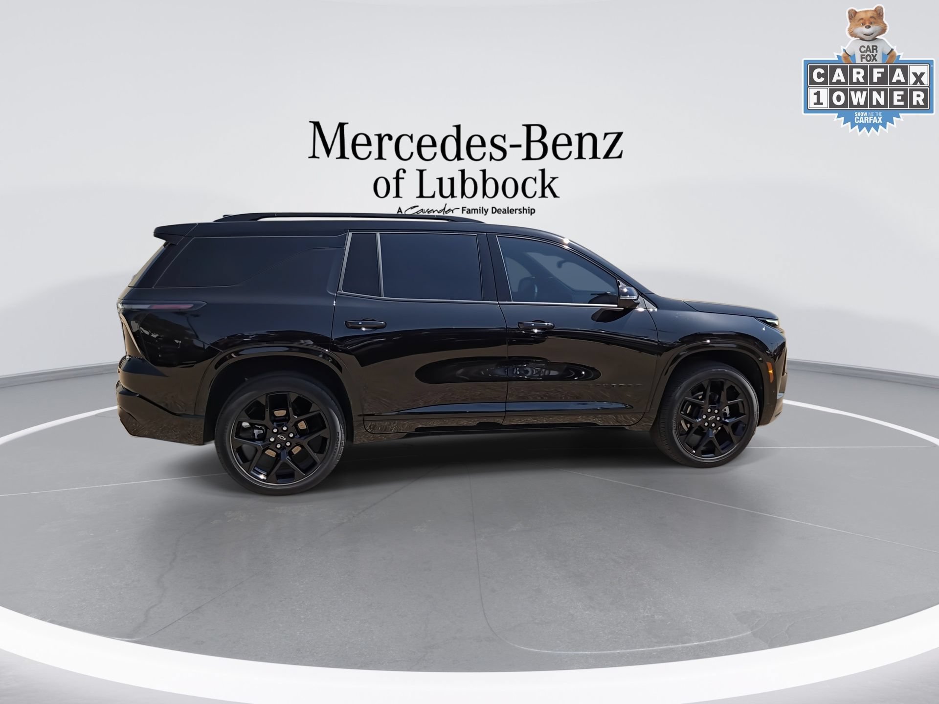 Used 2026 Chevrolet Traverse RS w/ LPO, Floor Liner Package AWD/4WD image 9