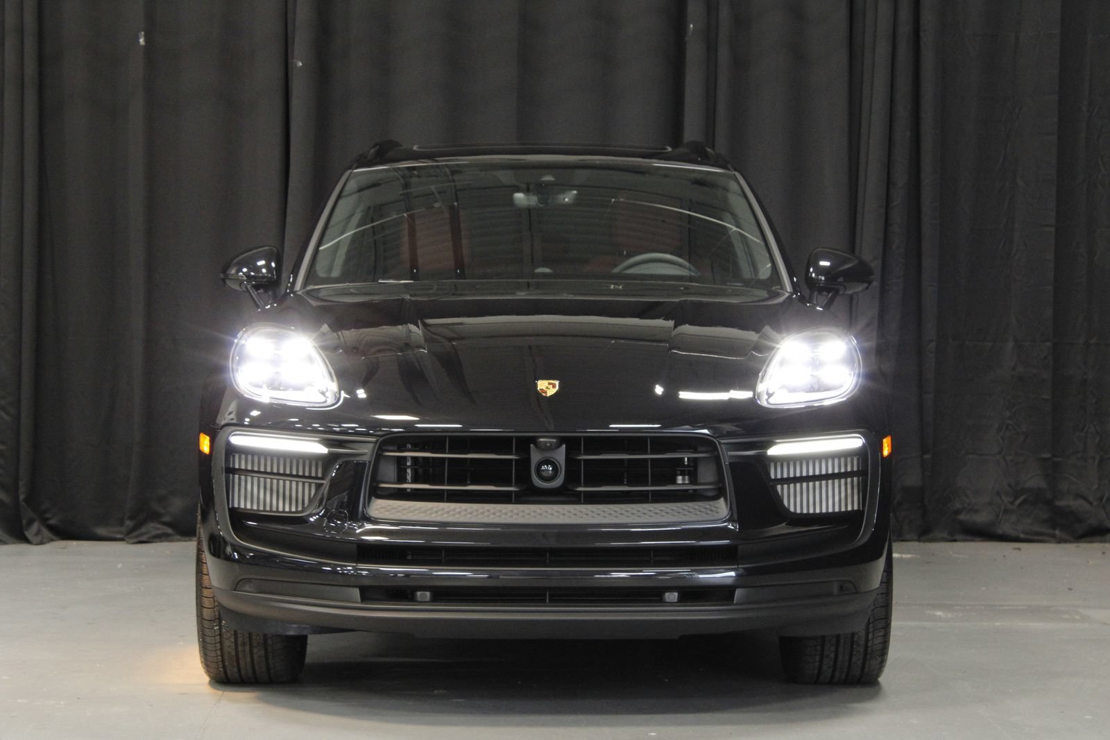 New 2026 Porsche Macan S AWD/4WD image 8