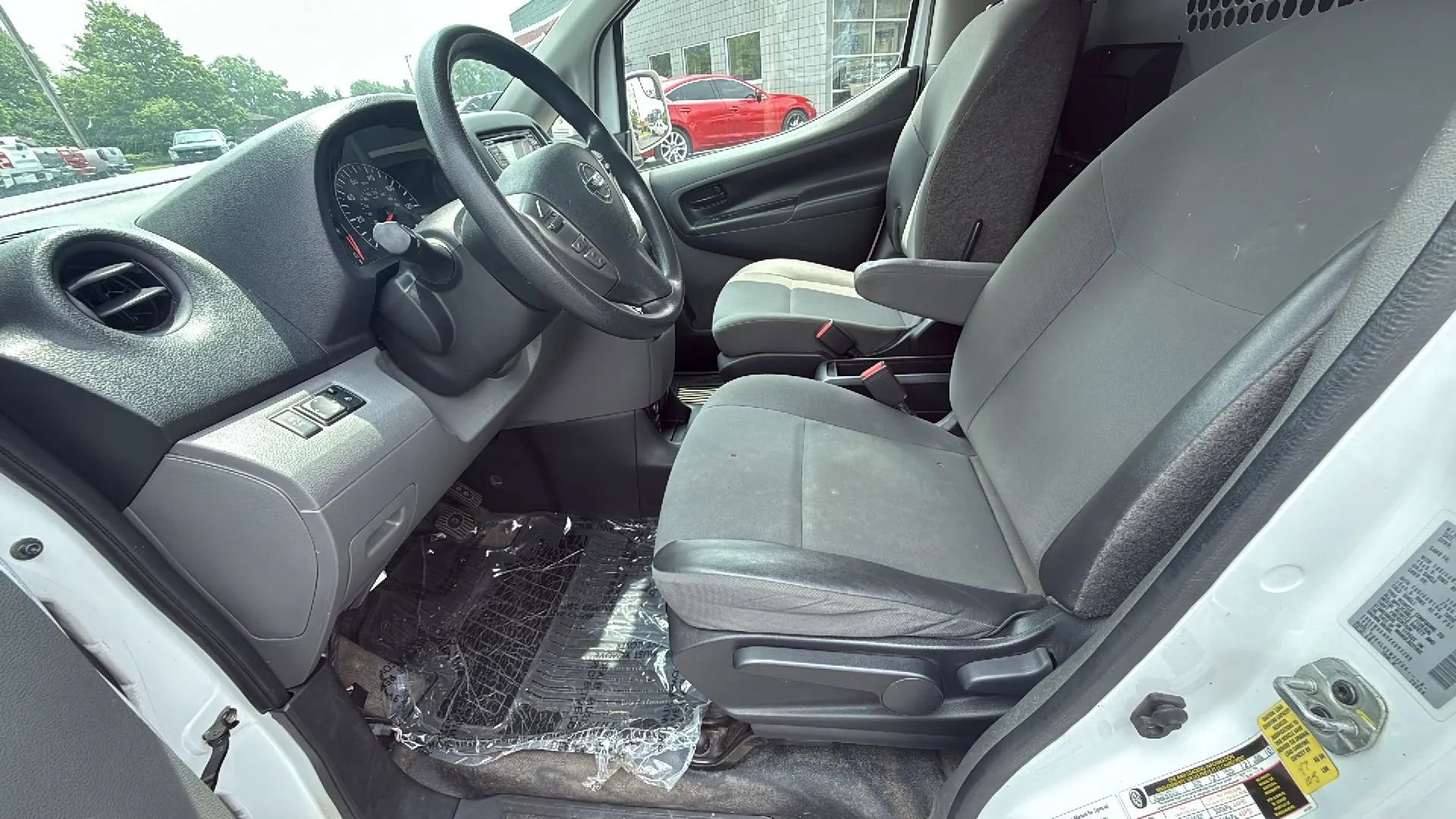Used 2019 Nissan NV200 SV image 11