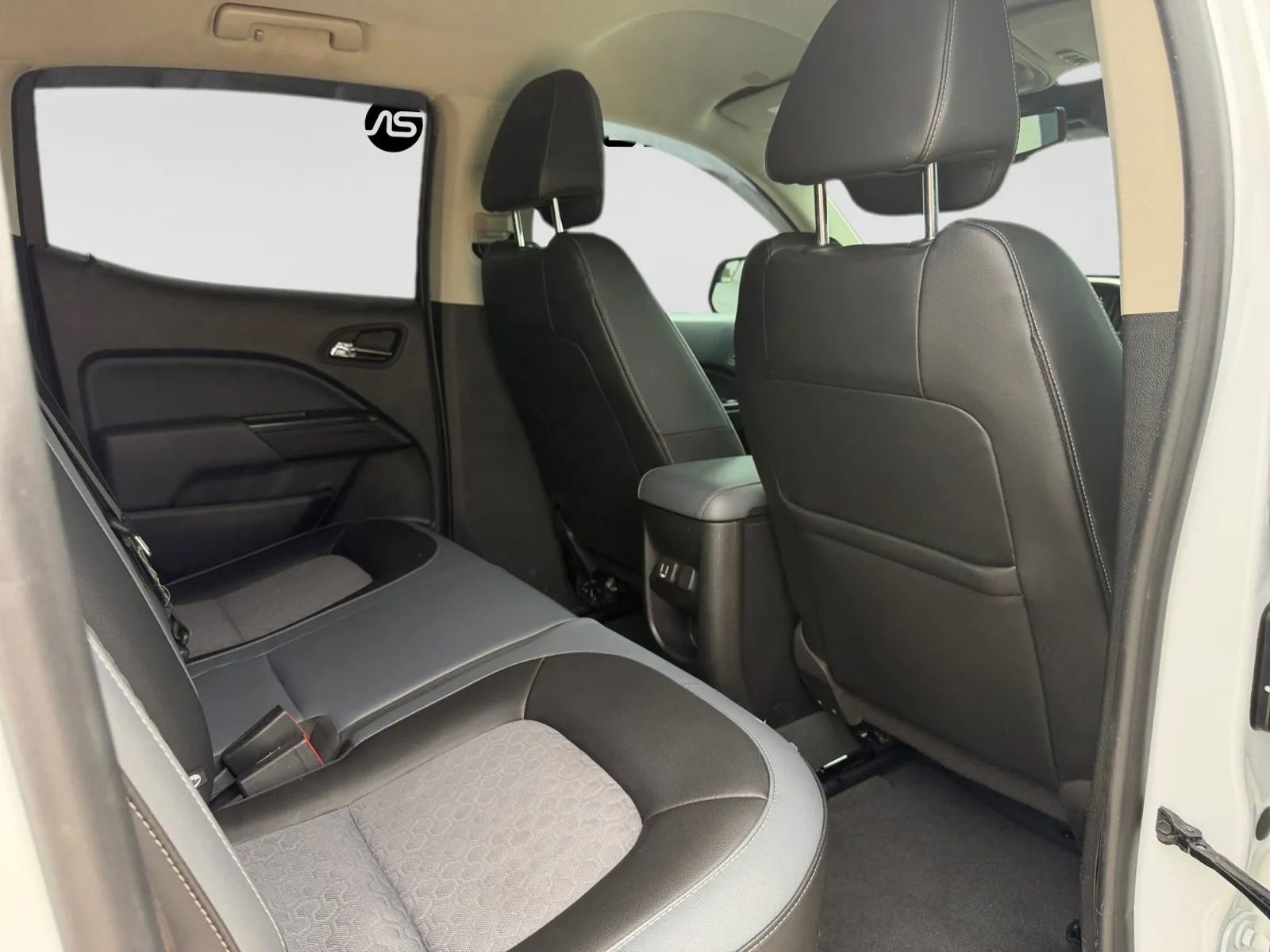 Used 2022 Chevrolet Colorado Z71 w/ Safety Package RWD image 25