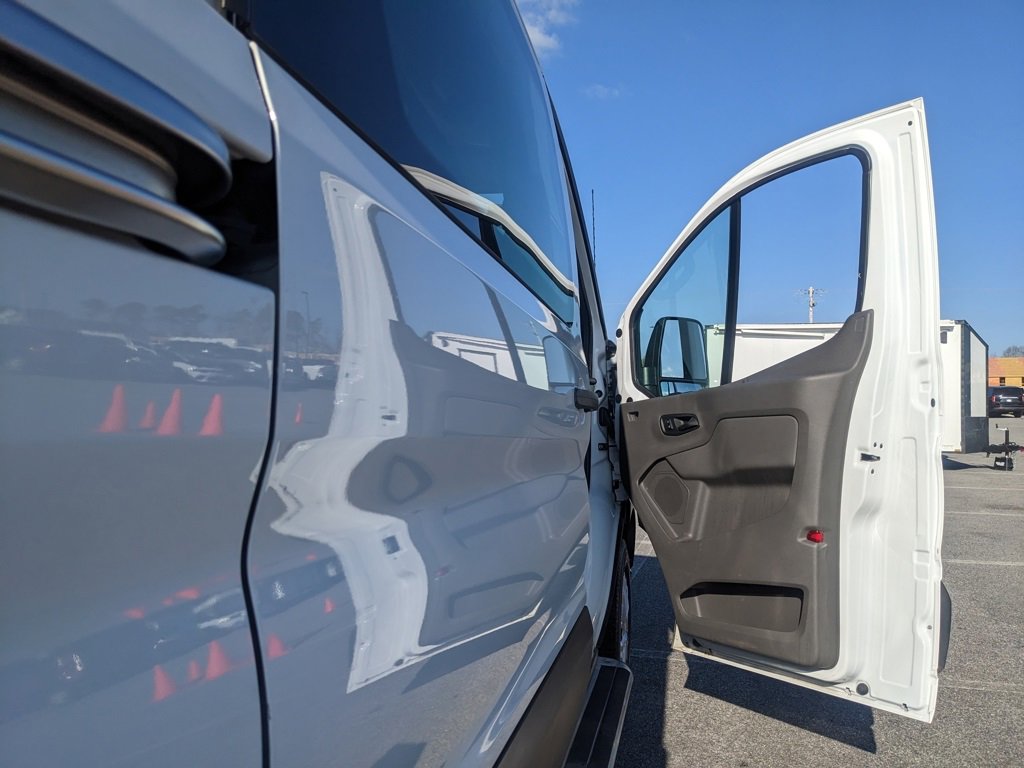 Used 2024 Ford Transit 250 Low Roof w/ Exterior Upgrade Package image 42