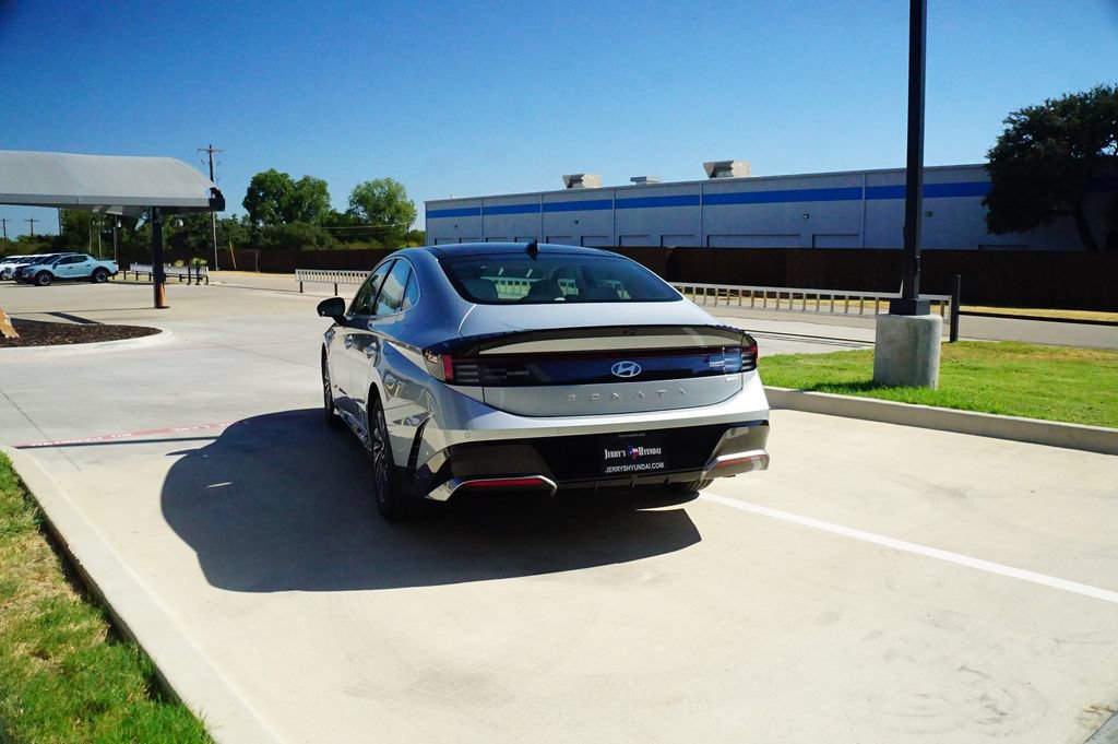 New 2026 Hyundai Sonata Limited FWD image 6