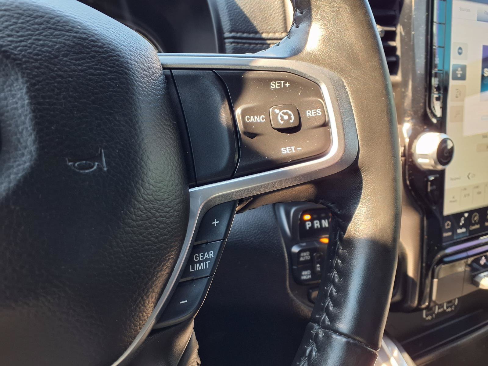Used 2020 RAM 1500 Laramie w/ Sport Appearance Package AWD/4WD image 24