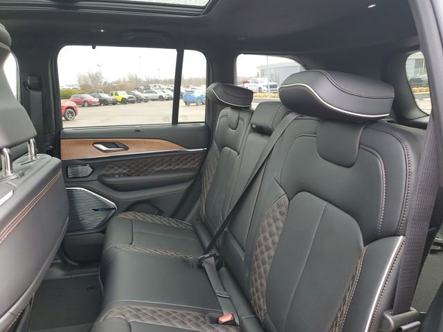 New 2026 Jeep Grand Cherokee Summit w/ Obsidian Package image 16