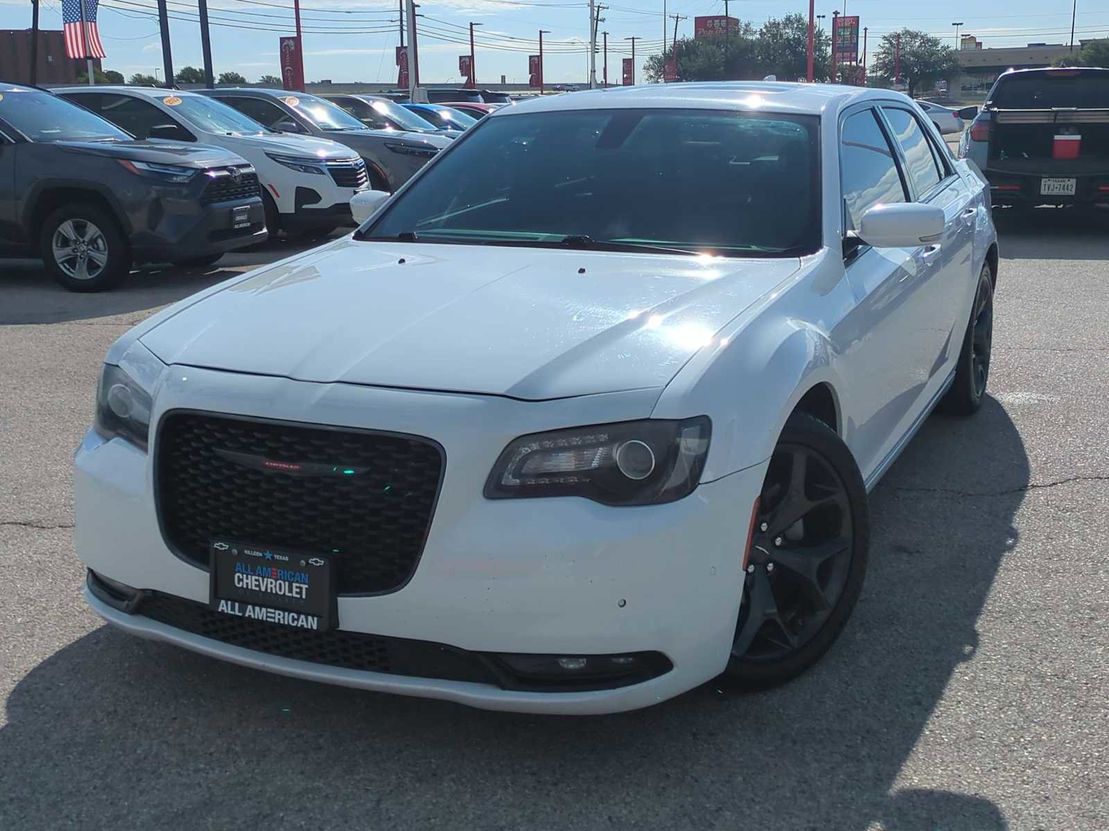 Used 2022 Chrysler 300 S RWD image 1