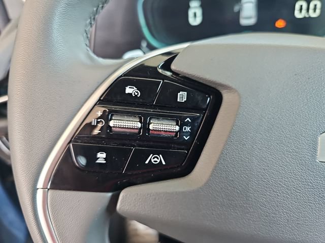 Used 2024 Kia Niro EX Touring FWD image 14
