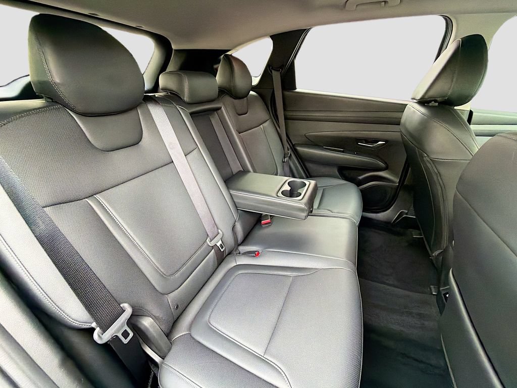 Used 2025 Hyundai Tucson SEL AWD/4WD image 28