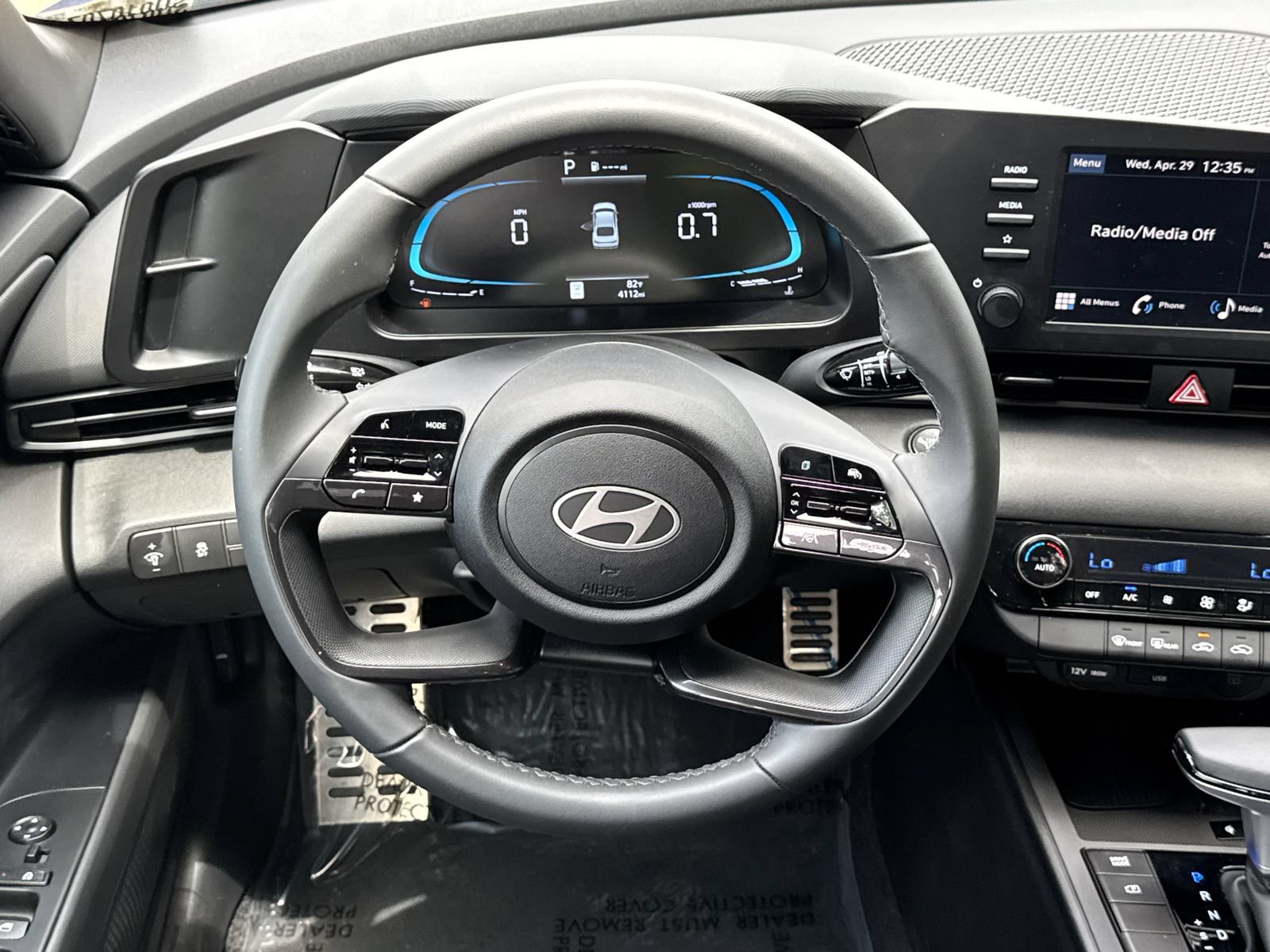 Used 2025 Hyundai Elantra Sport FWD image 23
