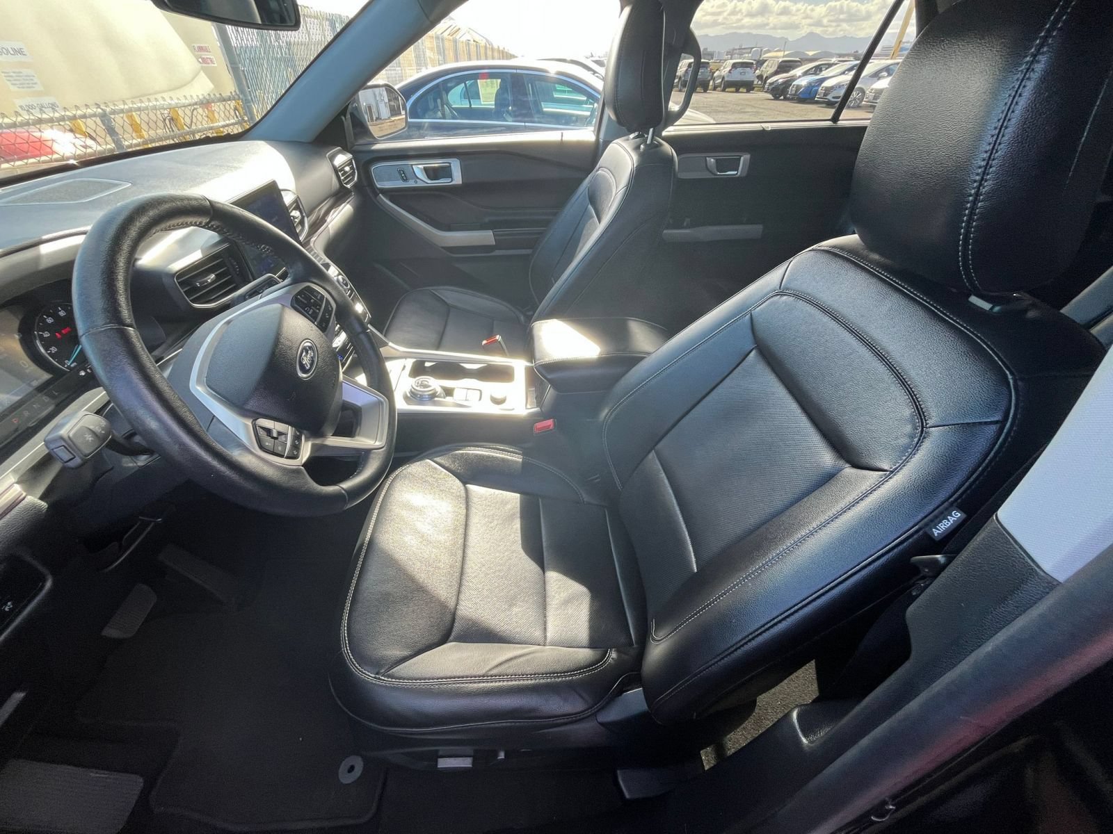 Used 2024 Ford Explorer Limited AWD/4WD image 27