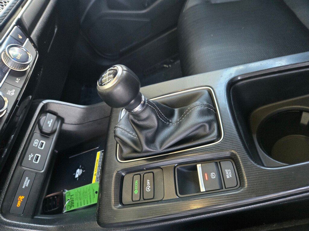 Certified 2024 Honda Civic Sport Touring image 18