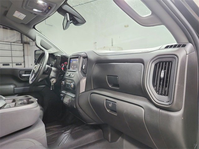 Used 2023 Chevrolet Silverado 2500 Custom w/ Gooseneck/5TH Wheel Package image 32