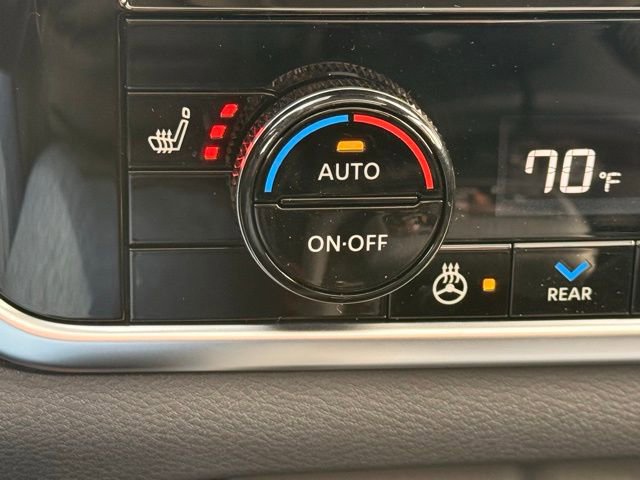 New 2026 Nissan Rogue Platinum w/ Tech Package AWD/4WD image 35