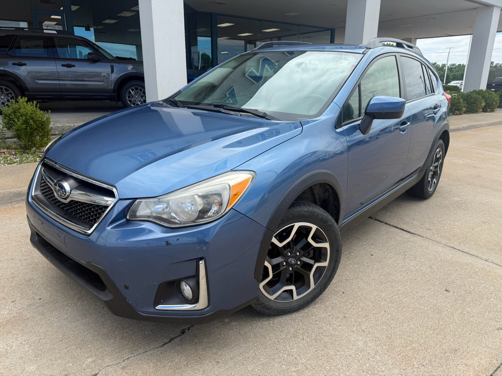 Used 2016 Subaru Crosstrek 2.0i Premium AWD/4WD image 2