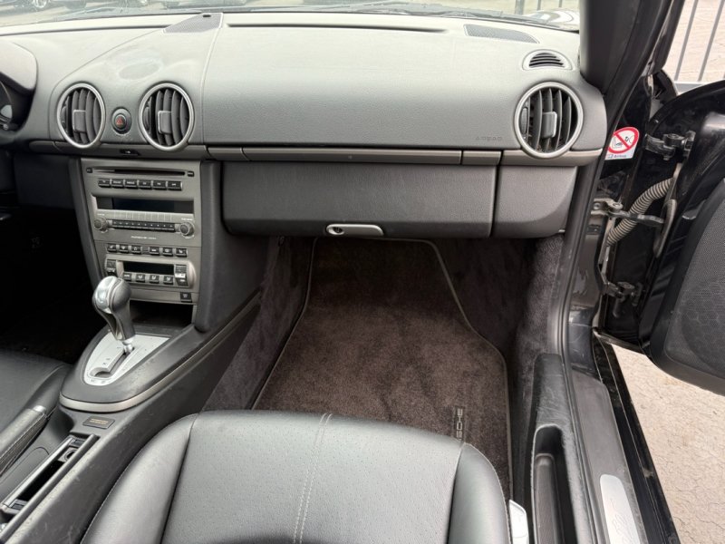 Used 2007 Porsche Boxster RWD image 16