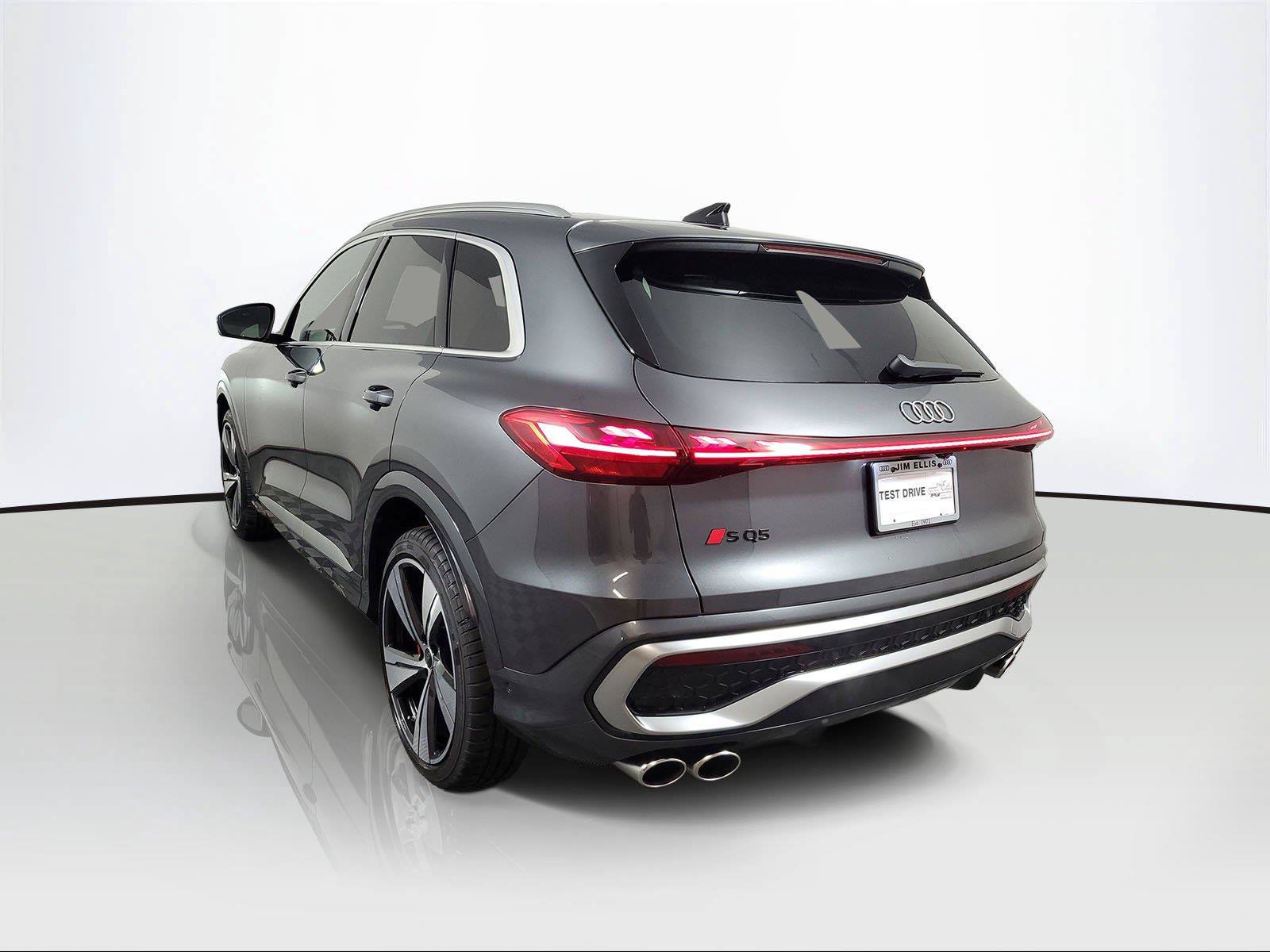 New 2026 Audi SQ5 Prestige AWD/4WD image 4