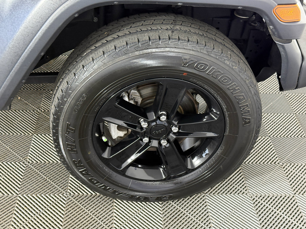 Used 2020 Jeep Wrangler Unlimited Sport image 12