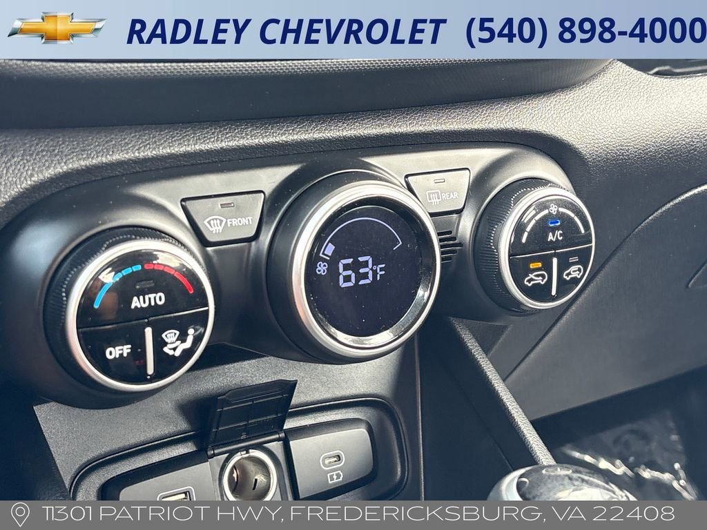 Used 2025 Hyundai Venue SEL FWD image 10