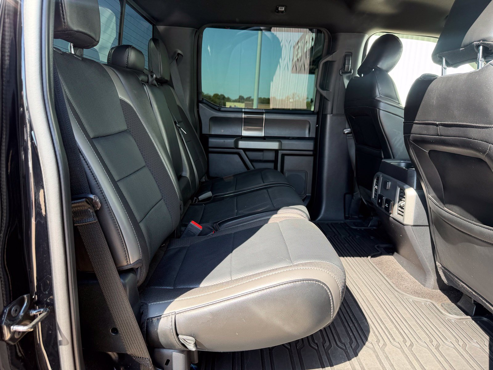 Used 2020 Ford F150 Raptor AWD/4WD image 32