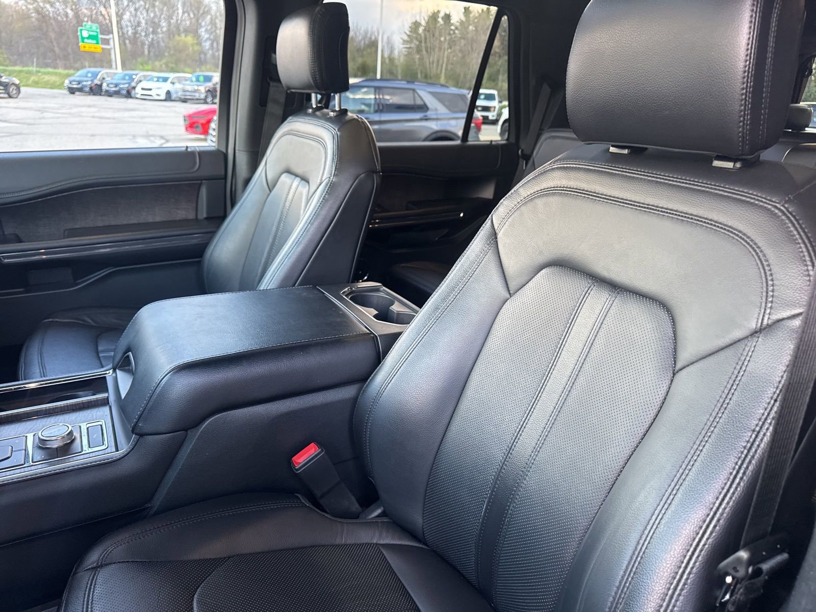 Certified 2020 Ford Expedition Limited w/ Equipment Group 301A AWD/4WD image 21