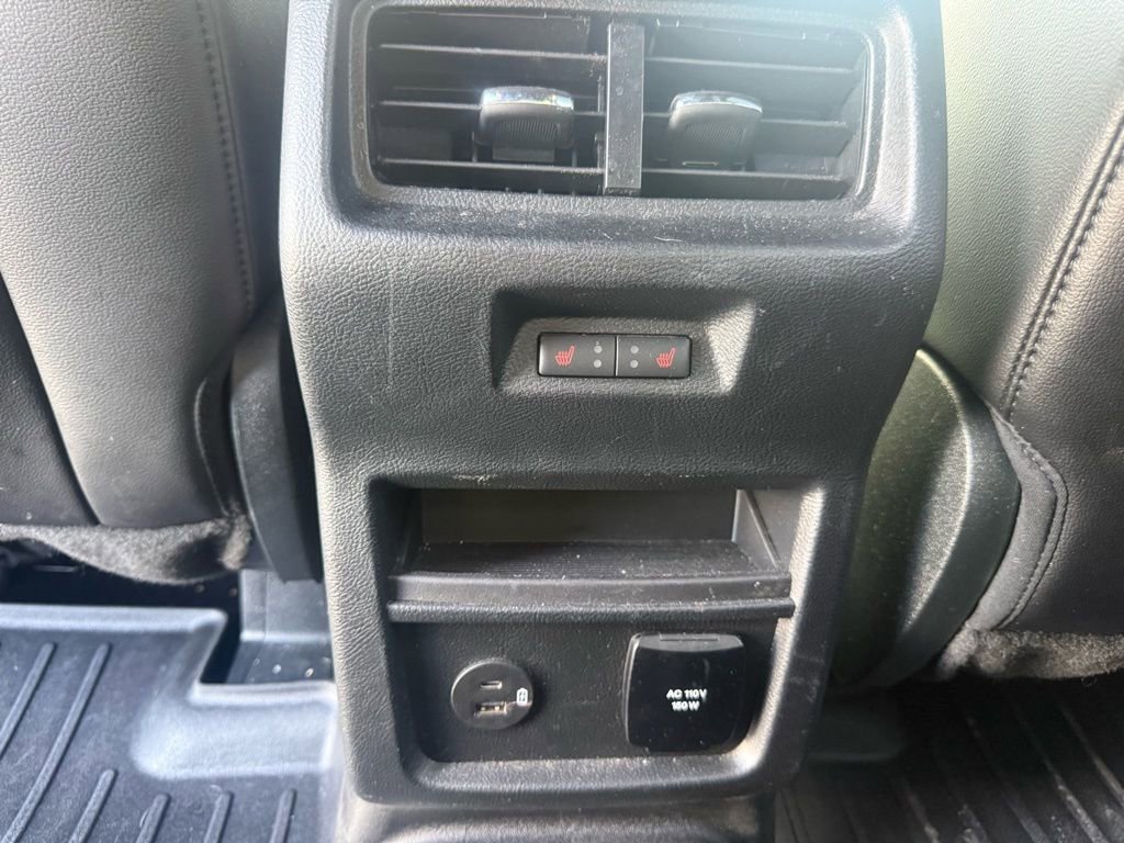 Used 2022 Ford Edge ST w/ Equipment Group 401A image 30