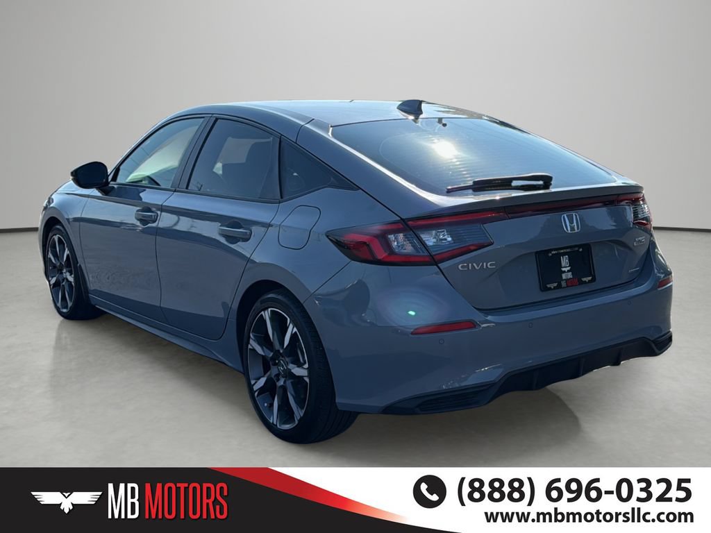 Used 2025 Honda Civic Sport Touring image 4