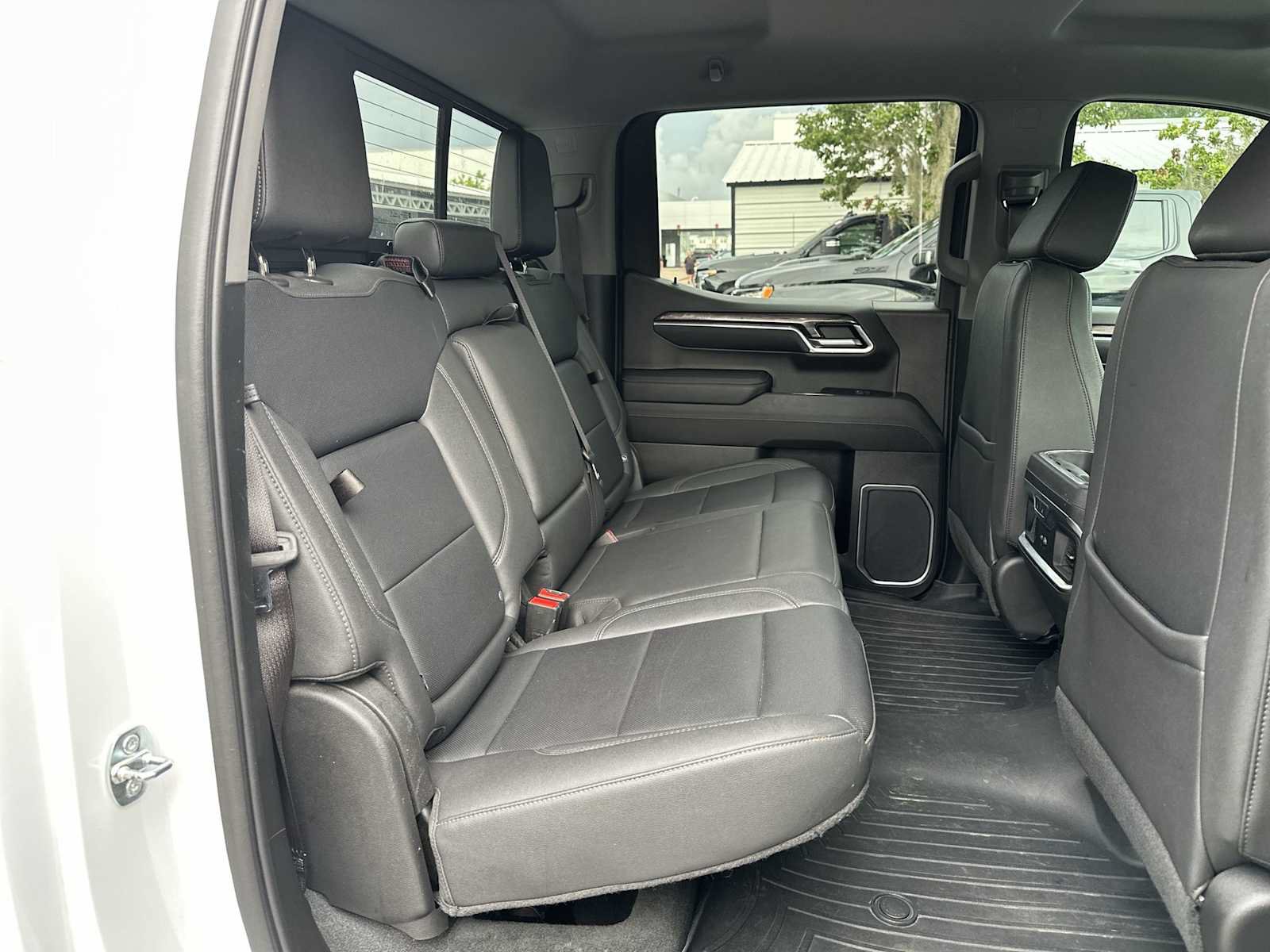 Certified 2023 Chevrolet Silverado 1500 LTZ w/ LTZ Convenience Package II AWD/4WD image 18