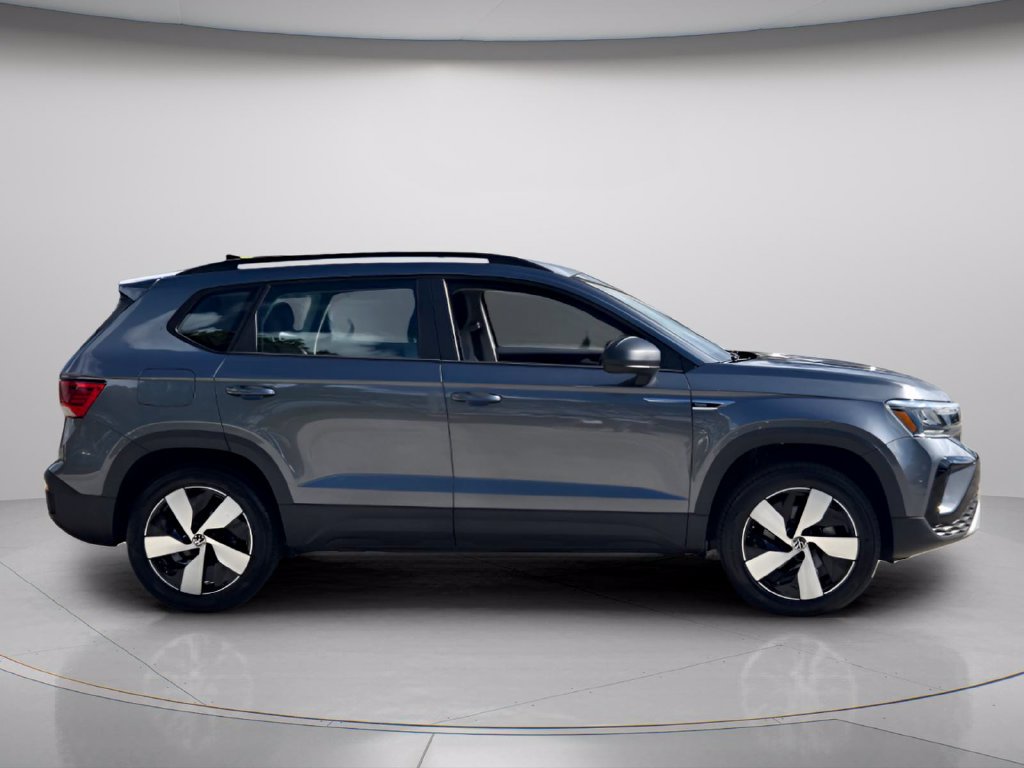 Certified 2024 Volkswagen Taos S AWD/4WD image 7
