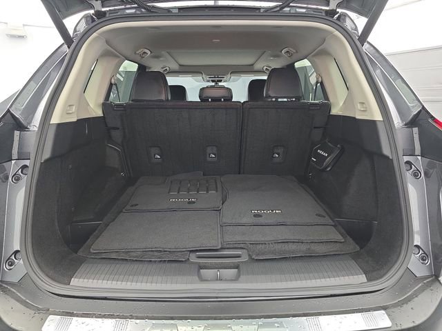 Used 2023 Nissan Rogue SV w/ SV Premium B Package image 38