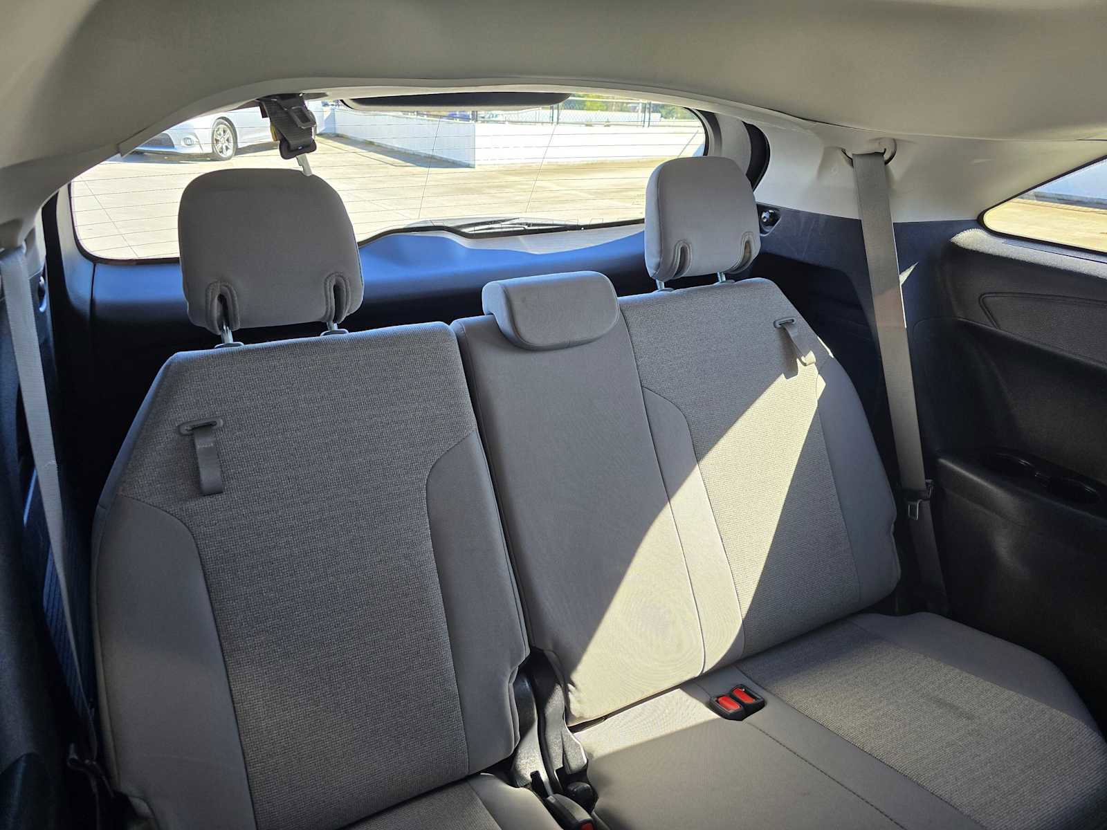 Certified 2025 Toyota Sienna LE FWD image 14