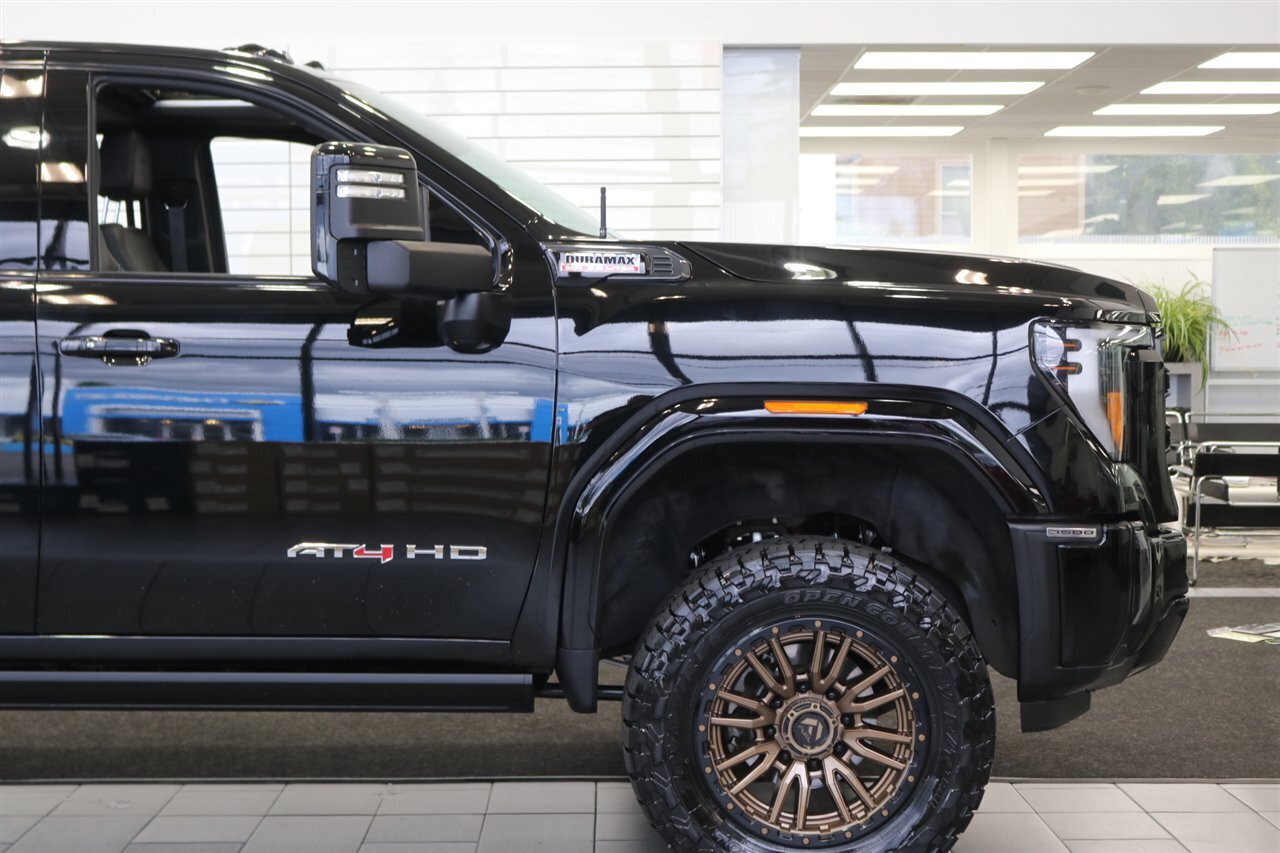Used 2024 GMC Sierra 3500 AT4 w/ AT4 Premium Plus Package AWD/4WD image 57