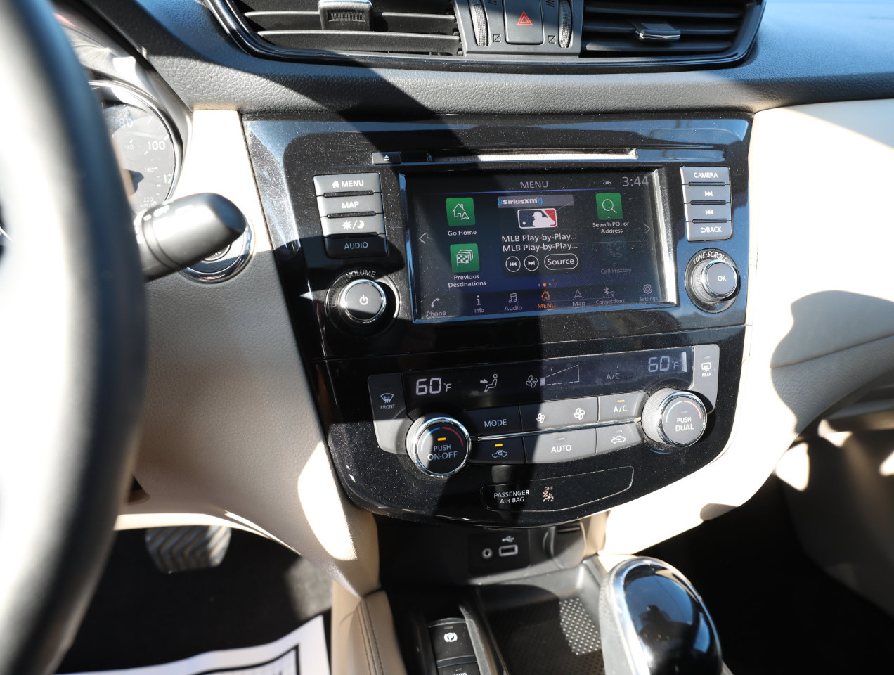 Used 2019 Nissan Rogue SL w/ Premium Package image 19