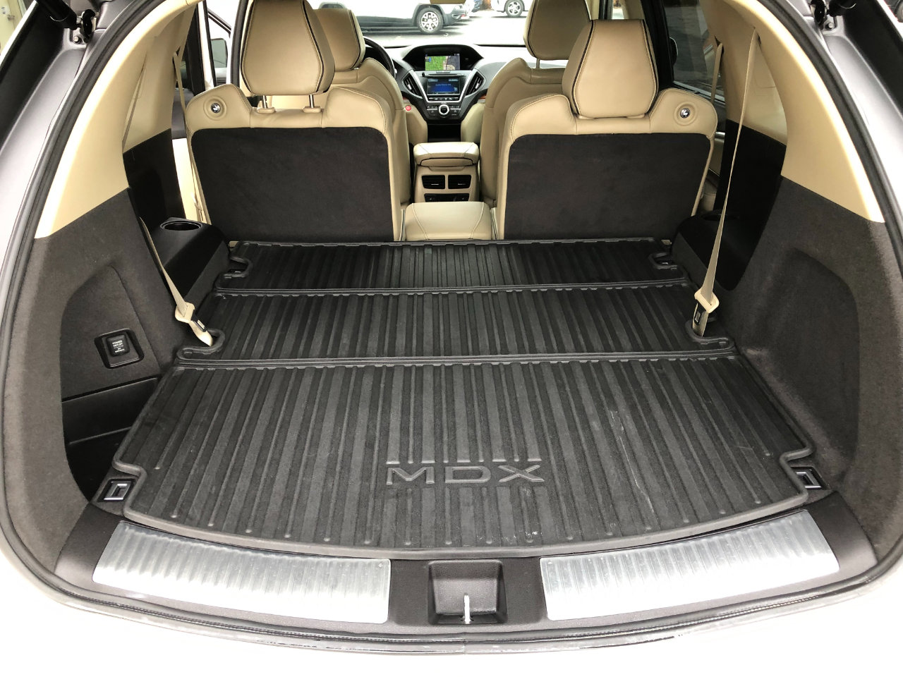 Used 2017 Acura MDX SH-AWD w/ Advance Package image 35