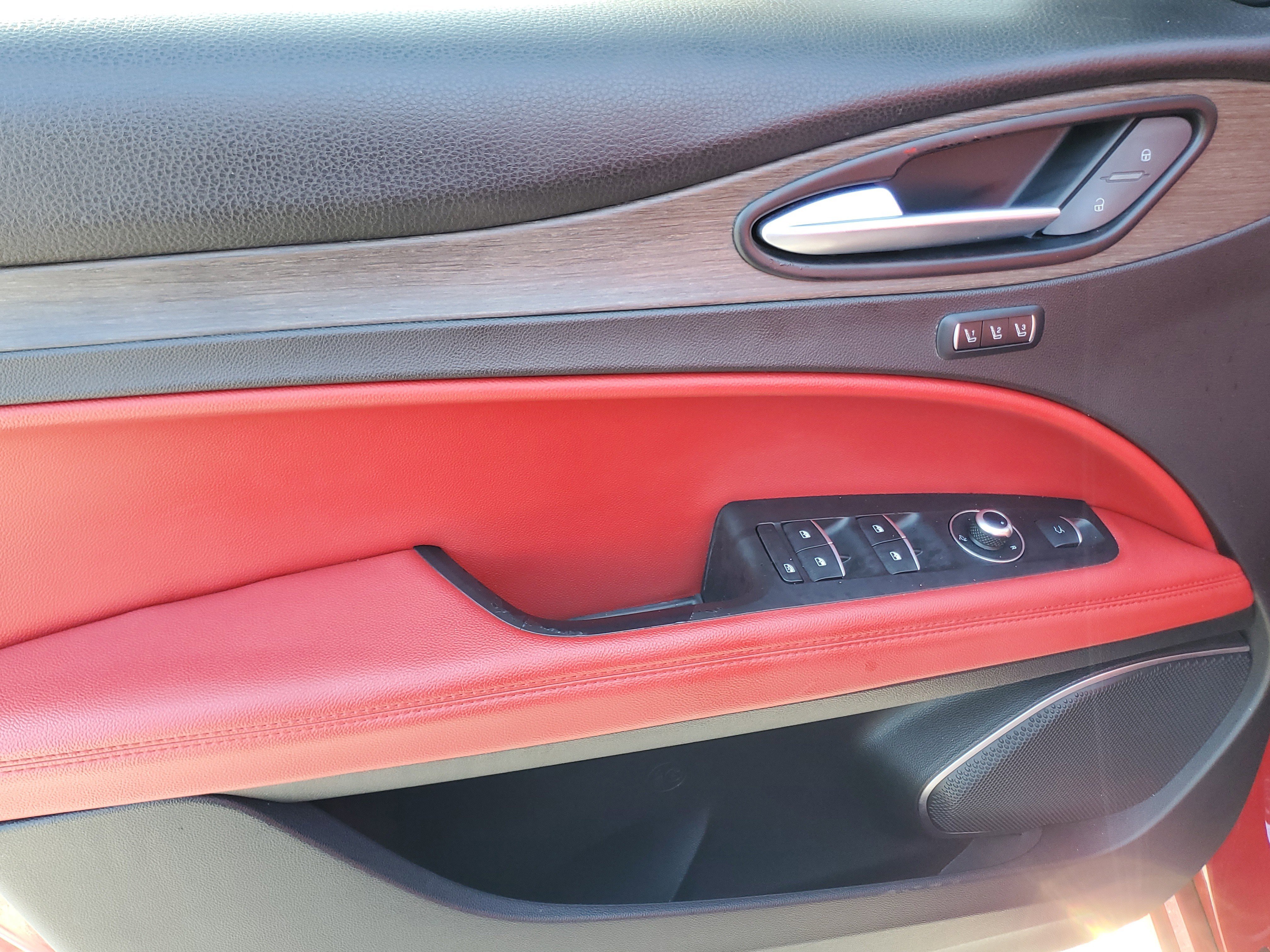 Used 2021 Alfa Romeo Stelvio Ti w/ Nero Edizione image 19