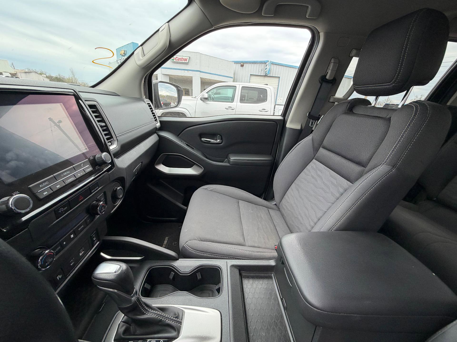 Used 2023 Nissan Frontier SV w/ SV Convenience Package AWD/4WD image 11