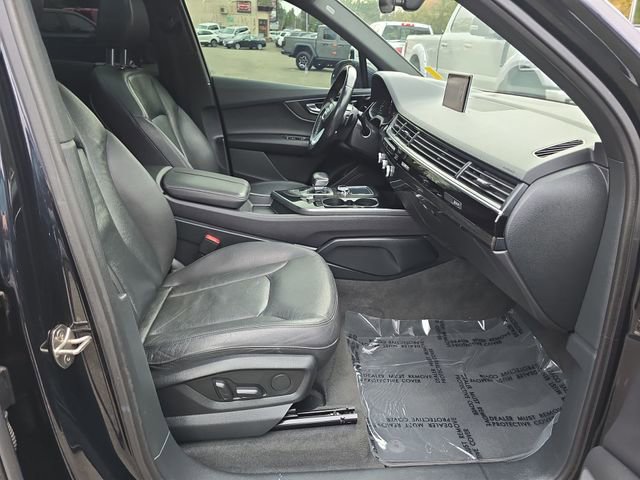 Used 2017 Audi Q7 3.0T Premium Plus w/ Premium Plus Package image 31