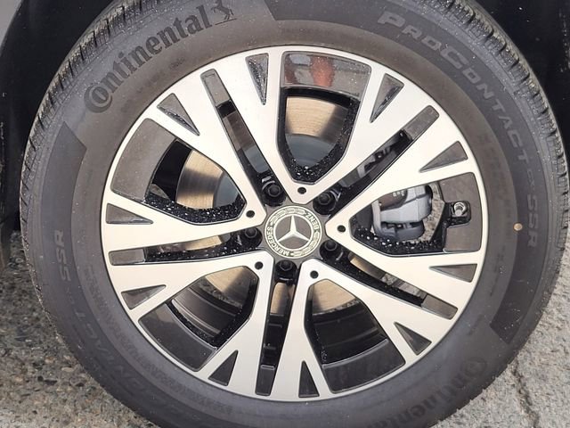 Certified 2025 Mercedes-Benz GLB 250 4MATIC image 7