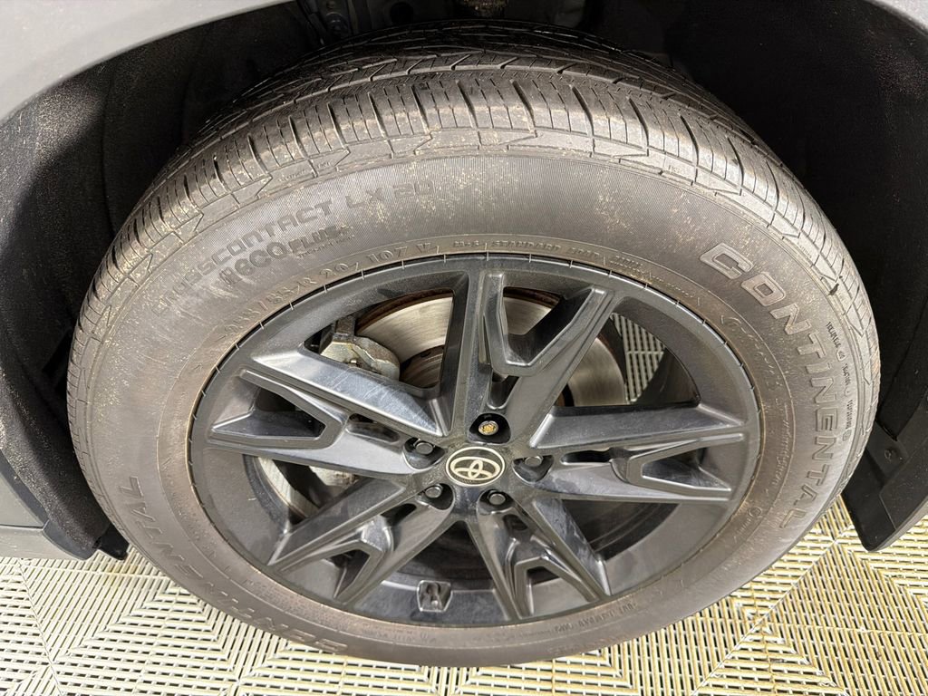 Used 2024 Toyota Grand Highlander Platinum image 12