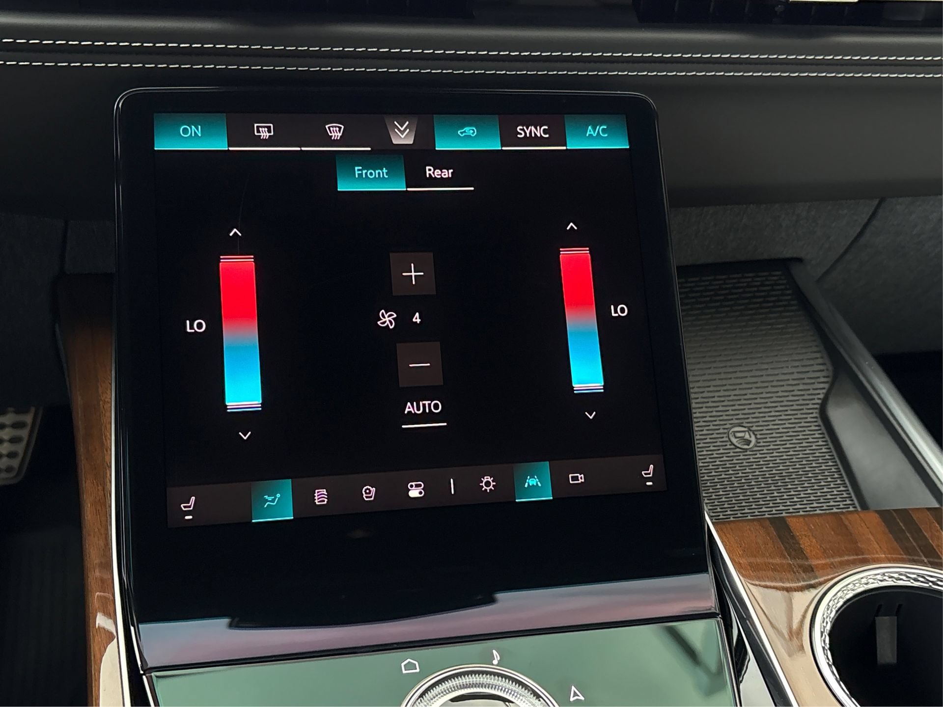 New 2026 Cadillac Escalade Platinum Sport AWD/4WD image 27