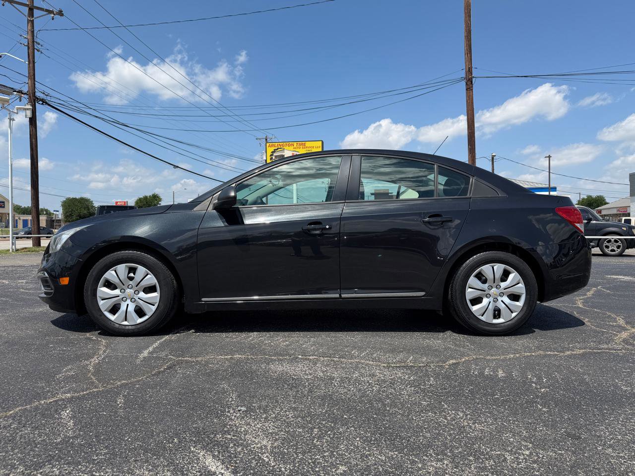 Used 2015 Chevrolet Cruze LS FWD image 8