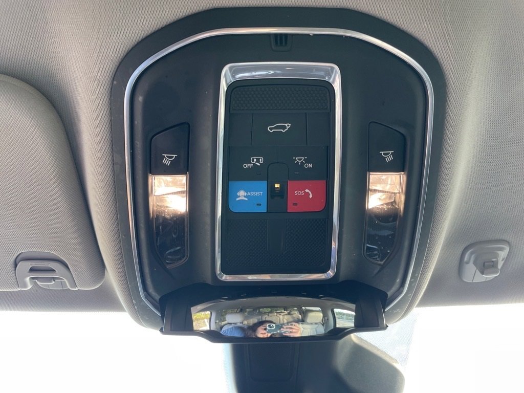 Used 2022 Jeep Wagoneer Series II image 16