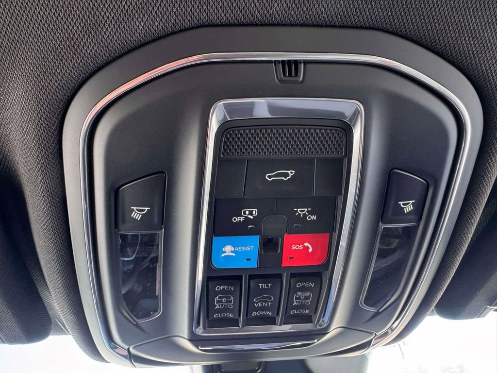 New 2026 Jeep Grand Cherokee Limited image 25