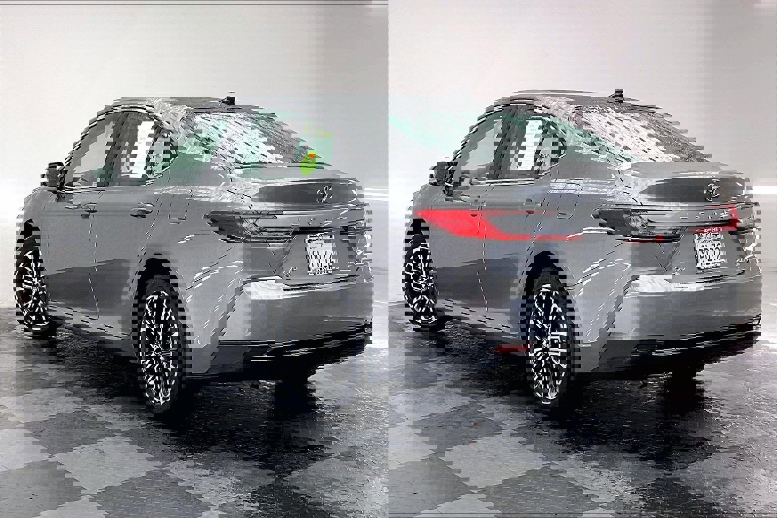 Used 2025 Toyota Camry XLE image 10