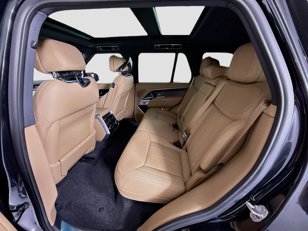 New 2026 Land Rover Range Rover SE AWD/4WD image 23