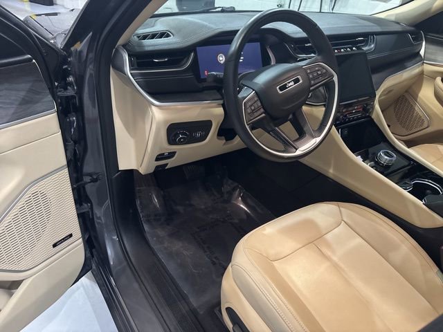 Used 2021 Jeep Grand Cherokee L Limited w/ Trailer Tow Group (B) image 14