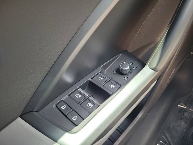 Used 2020 Audi Q3 2.0T Prestige AWD/4WD image 19