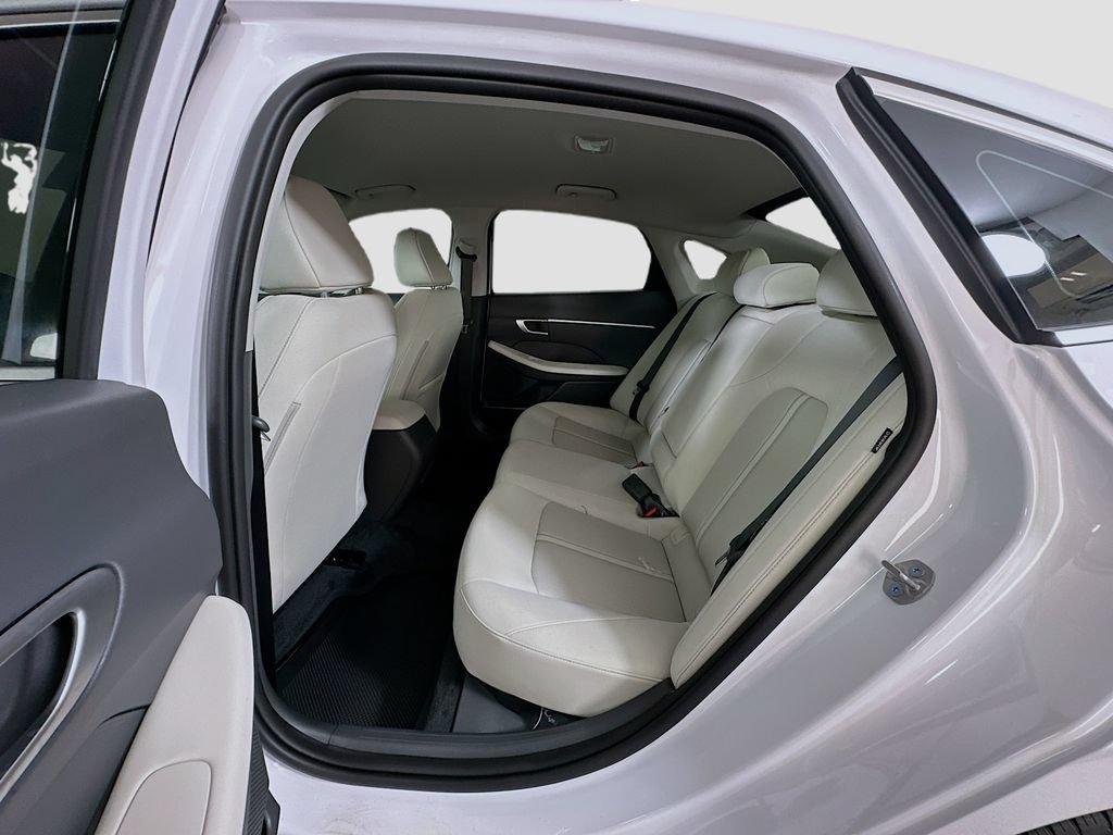 New 2026 Hyundai Sonata SEL FWD image 16