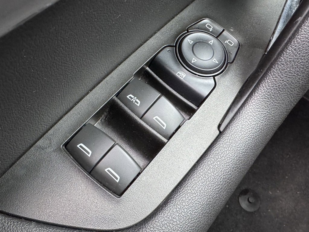 Used 2025 Chevrolet Blazer LT image 24