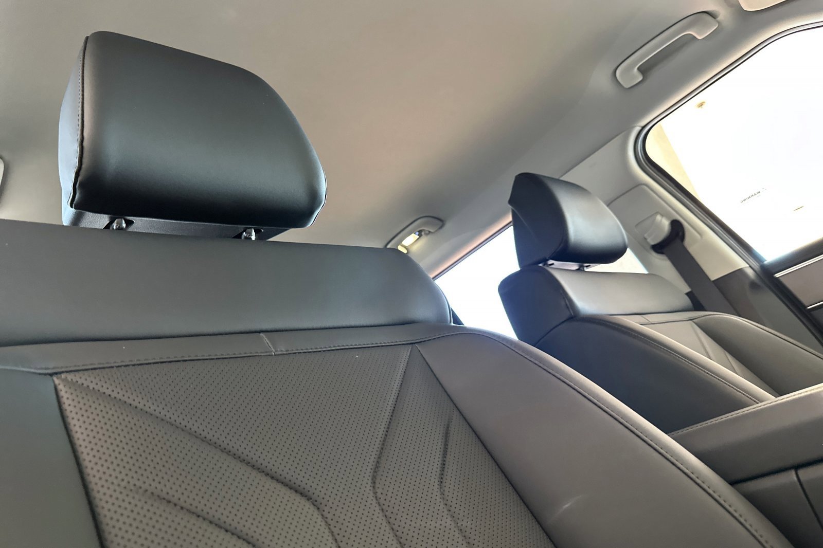 Certified 2025 Hyundai Santa Fe SEL image 19