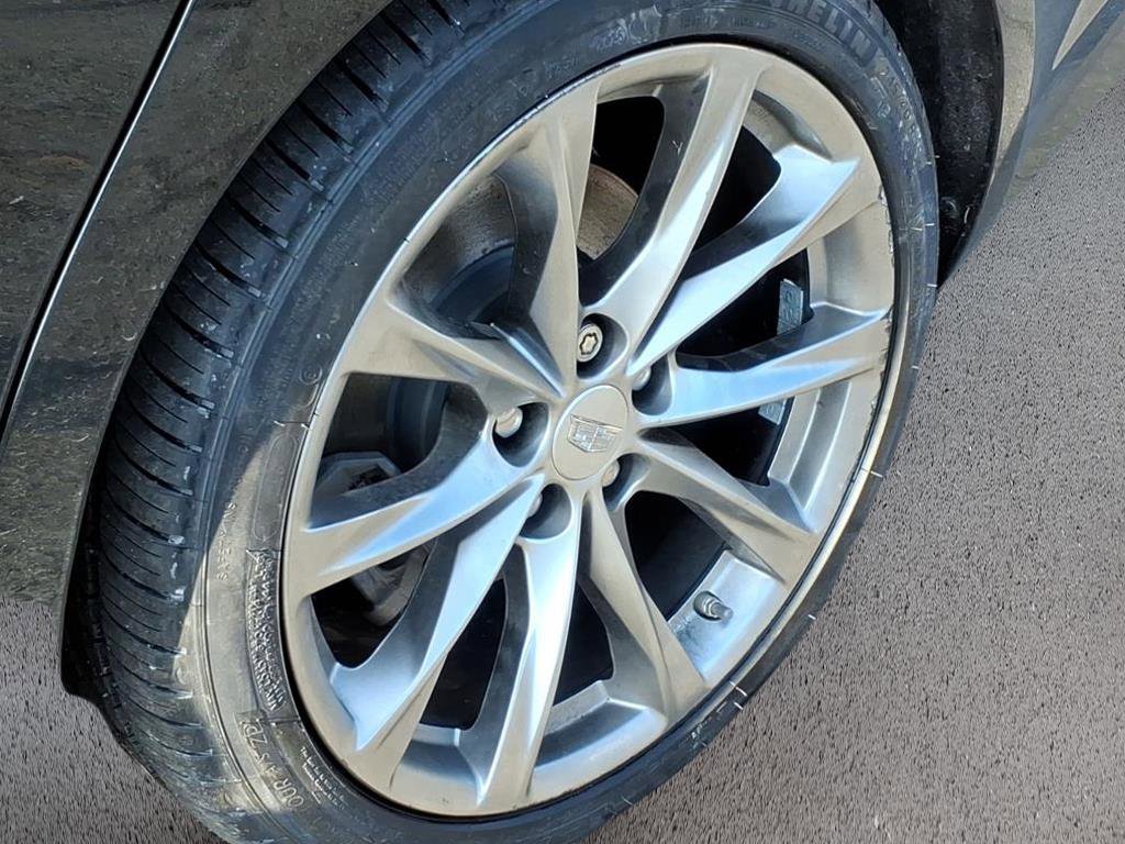 Used 2022 Cadillac CT5 V w/ Premium Package image 9